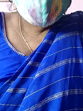 Snapshot of mallu-sumi chatting on 17, 7, 2026 mallu-sumi online show from 17, 7, 2026