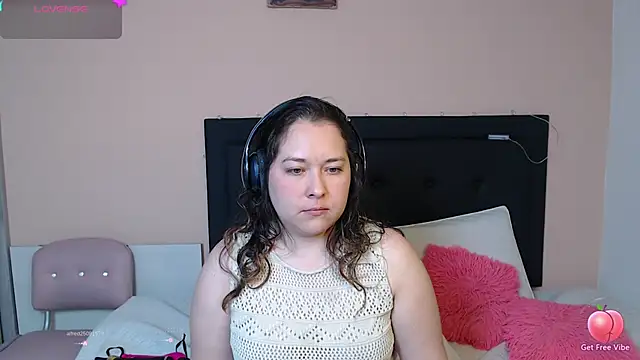 May Carlier online show from 17, 3, 2025