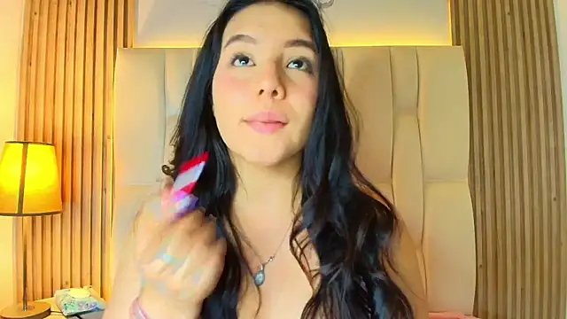 Emily Trujillo online show from 25, 5, 2026