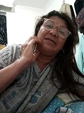 Aranza-Queen online show from 15, 11, 2025