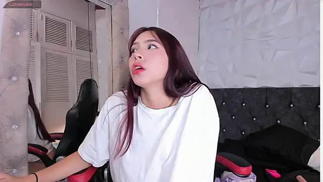 Emma dl2 online show from 1, 12, 2025