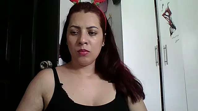 Snapshot of Anne_kis chatting on 18, 12, 2024 Anne kis online show from 18, 12, 2024