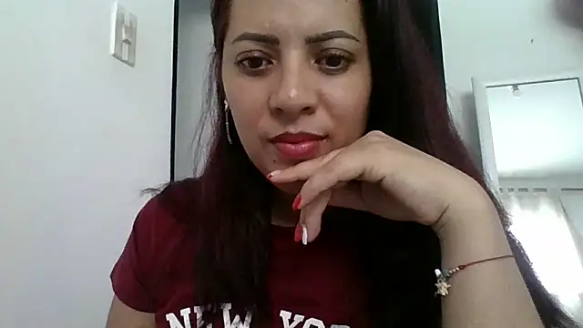 Snapshot of Anne_kis chatting on 21, 12, 2024 Anne kis online show from 21, 12, 2024