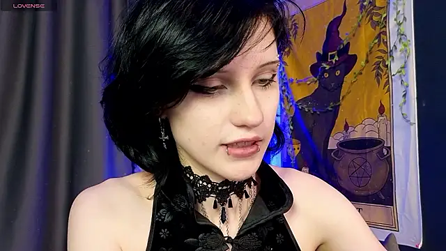 Snapshot of dark_vamp_ chatting on 4, 12, 2024 dark vamp online show from 4, 12, 2024