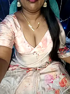 Snapshot of honey-sexy chatting on 9, 1, 2025 honey-sexy online show from 9, 1, 2025