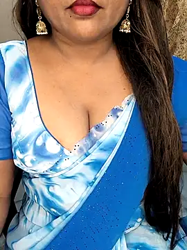 Snapshot of honey-sexy chatting on 26, 10, 2025 honey-sexy online show from 26, 10, 2025