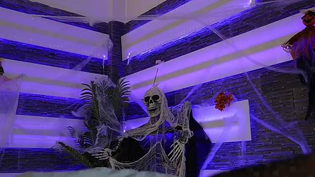 Snapshot of blondie_muller chatting on 9, 11, 2025 blondie muller online show from 9, 11, 2025