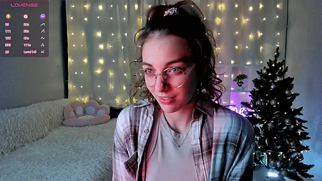 AraCopple online show from 10, 1, 2025