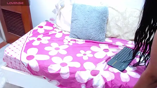 ZuryFerrari online show from 21, 11, 2025