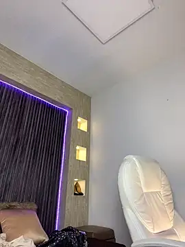 dolcebella online show from 11, 9, 2025