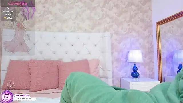 Eliza Thaylor   online show from 8, 2, 2025