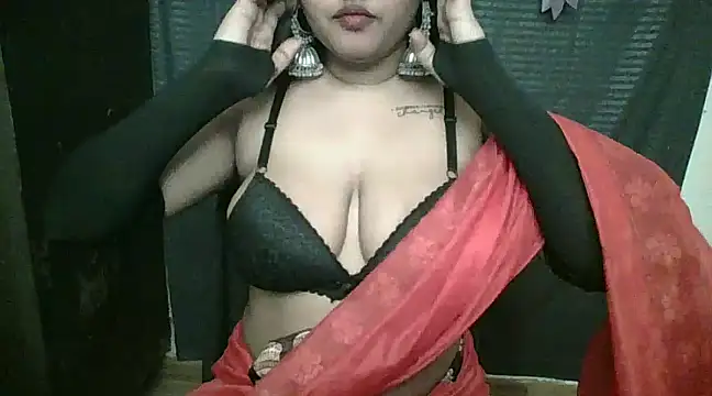 Snapshot of Your-love-12 chatting on 4, 12, 2024 Your-love-12 online show from 4, 12, 2024