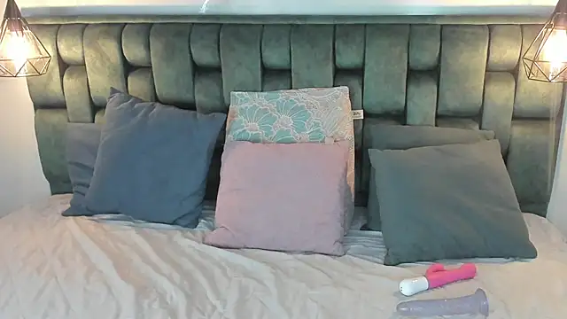 angelswets online show from 17, 1, 2025
