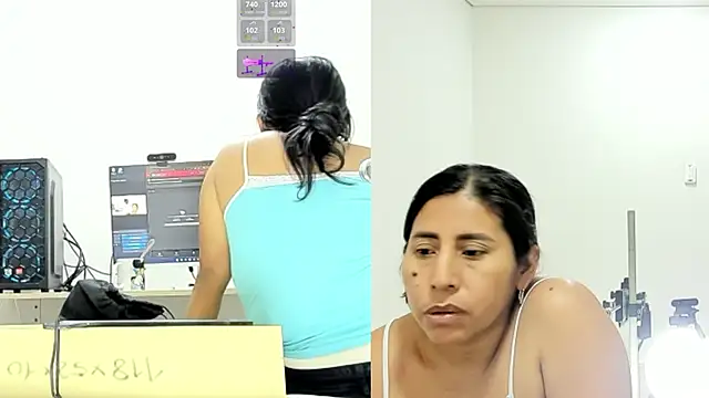 Snapshot of rosita27_ chatting on 23, 3, 2026 rosita27 online show from 23, 3, 2026