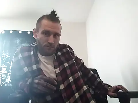 AlvinFoxx online show from 8, 5, 2026