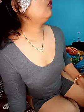 Snapshot of couple_indian_123 chatting on 9, 1, 2026 couple indian 123 online show from 9, 1, 2026