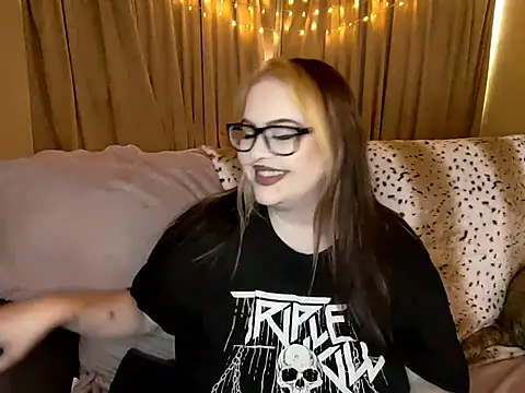 Snapshot of ChubbyBubs chatting on 15, 2, 2025 ChubbyBubs online show from 15, 2, 2025