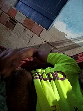 Snapshot of 68_Toni chatting on 19, 10, 2025 68 Toni online show from 19, 10, 2025