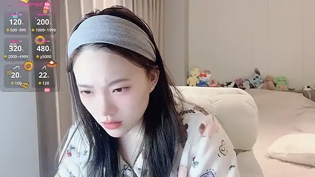 qiqi-666 online show from 6, 2, 2026