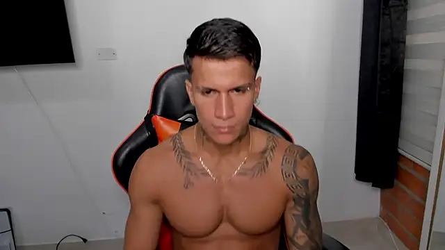 pettergrey1 online show from 27, 10, 2025