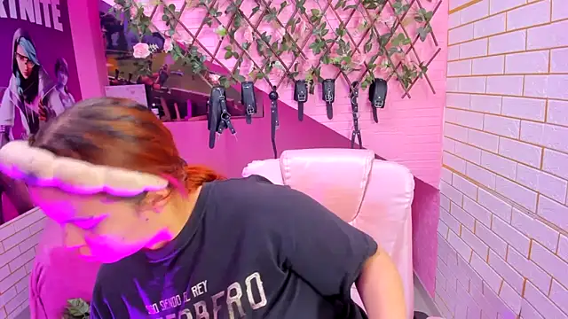 Snapshot of marcellaa303av chatting on 11, 4, 2026 marcellaa303av online show from 11, 4, 2026