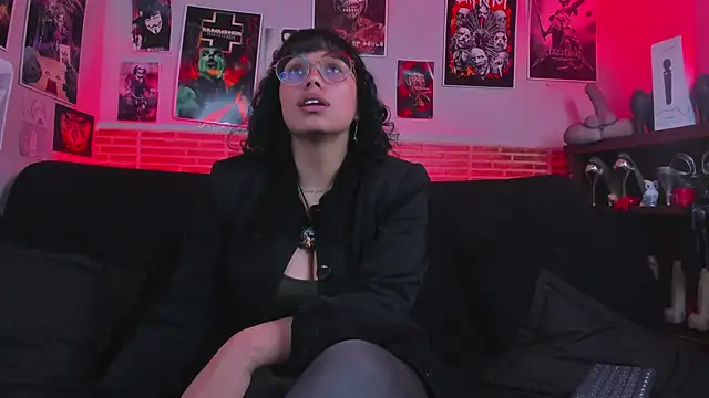 lilith-deveraux online show from 4, 10, 2025