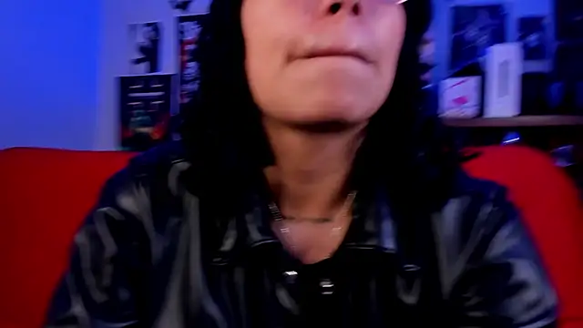 lilith-deveraux online show from 20, 4, 2026