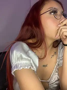 Snapshot of _charlott_dm chatting on 4, 2, 2025 charlott dm online show from 4, 2, 2025