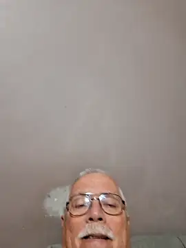 Snapshot of NawtyB1965 chatting on 15, 6, 2026 NawtyB1965 online show from 15, 6, 2026