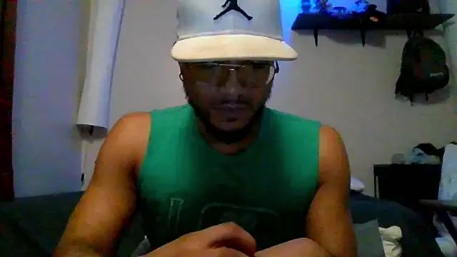 Snapshot of KySir1990 chatting on 9, 9, 2025 KySir1990 online show from 9, 9, 2025