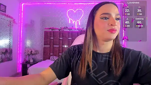 KylieVictoria online show from 10, 2, 2025