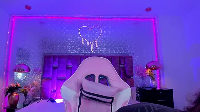 KylieVictoria online show from 30, 11, 2025