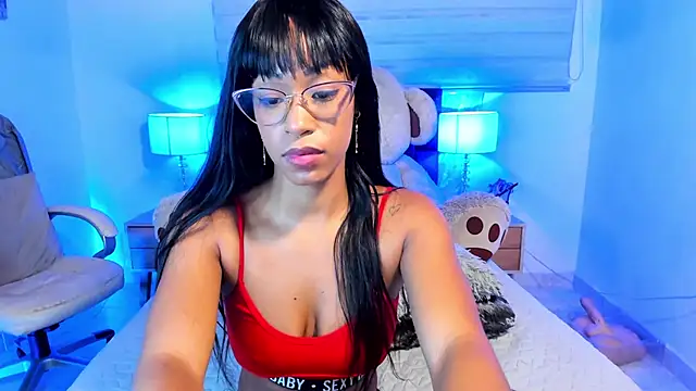 Snapshot of IsabelaRoss chatting on 7, 12, 2024 IsabelaRoss online show from 7, 12, 2024