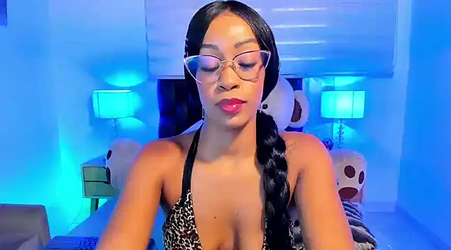 Snapshot of IsabelaRoss chatting on 19, 3, 2025 IsabelaRoss online show from 19, 3, 2025