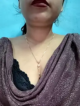 Snapshot of Shanaya_Hotty chatting on 3, 12, 2024 Shanaya Hotty online show from 3, 12, 2024
