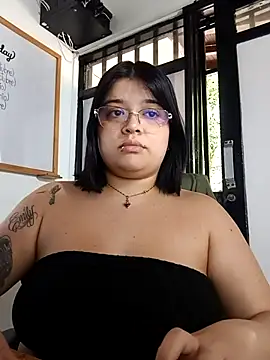  ValeryStone  online show from 9, 11, 2025