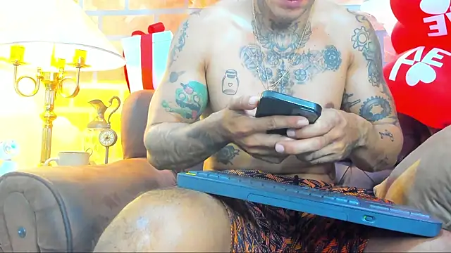 Snapshot of Dylanstonne chatting on 9, 2, 2025 Dylanstonne online show from 9, 2, 2025