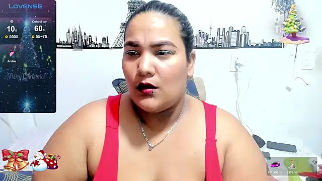 Snapshot of Angiiee_bbw chatting on 29, 12, 2024 Angiiee bbw online show from 29, 12, 2024