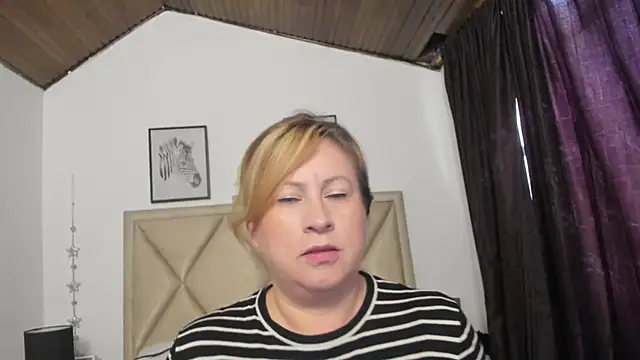Snapshot of MonyCassius chatting on 8, 6, 2026 MonyCassius online show from 8, 6, 2026