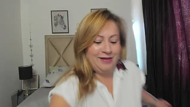 Snapshot of MonyCassius chatting on 13, 6, 2026 MonyCassius online show from 13, 6, 2026