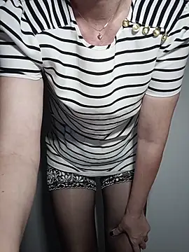 NEW CRYSTAL online show from 14, 11, 2025