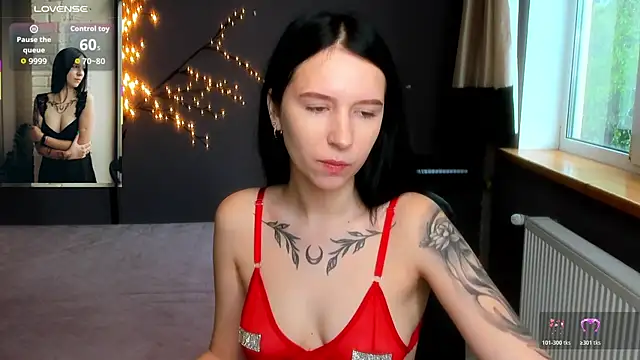 Snapshot of KarolinaBlacks chatting on 19, 4, 2026 KarolinaBlacks online show from 19, 4, 2026