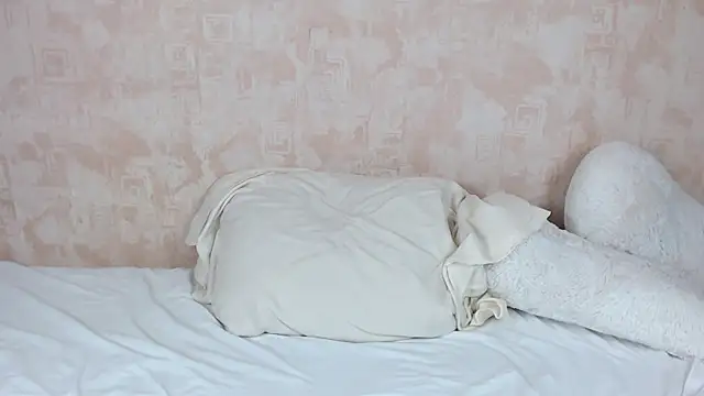 bellaa love  online show from 17, 3, 2025