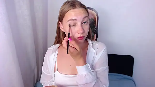 Snapshot of bellaa_love_ chatting on 14, 7, 2026 bellaa love online show from 14, 7, 2026