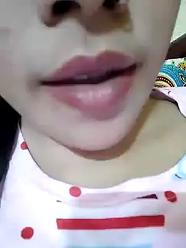 Snapshot of Anki-doll chatting on 3, 2, 2025 Anki-doll online show from 3, 2, 2025
