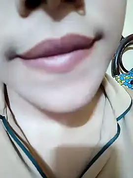 Snapshot of Anki-doll chatting on 13, 2, 2025 Anki-doll online show from 13, 2, 2025