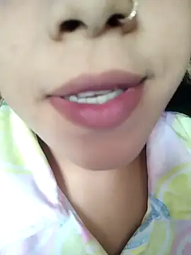 Snapshot of Anki-doll chatting on 13, 3, 2025 Anki-doll online show from 13, 3, 2025