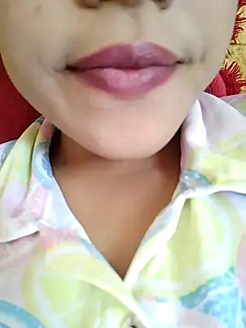 Snapshot of Anki-doll chatting on 22, 3, 2025 Anki-doll online show from 22, 3, 2025