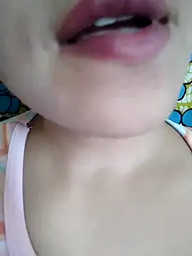 Snapshot of Anki-doll chatting on 19, 9, 2025 Anki-doll online show from 19, 9, 2025