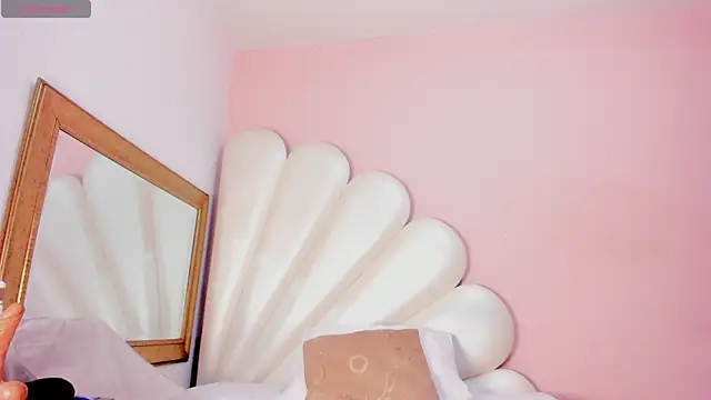 Ally Parkeer  online show from 1, 2, 2025